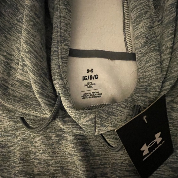 Under Armor Men’s Fleece Twist lightweight sweatshirt size large. - Picture 2 of 3